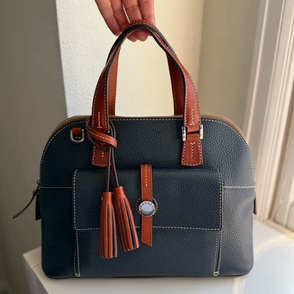 Dooney & Bourke Cambridge Zip Satchel Black and Brown Leather Medium Handbag - Picture 3 of 16